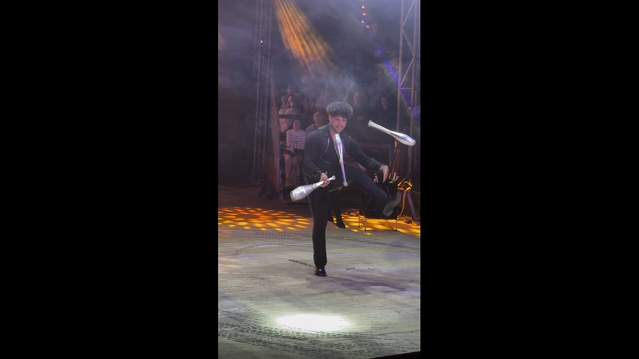 Amazing juggling