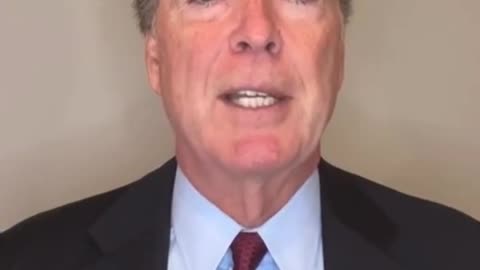 When a 64 year old former FBI Director is being made to read a script!! 🤣 🤣 🤣