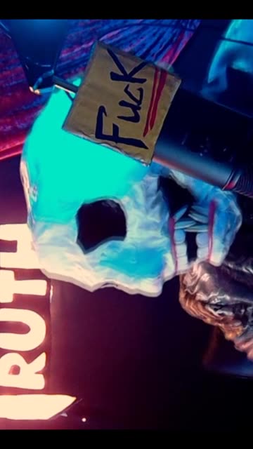 Twitch Bitch makes SALMON PATTIES #streamer #youtube #shorts #usa