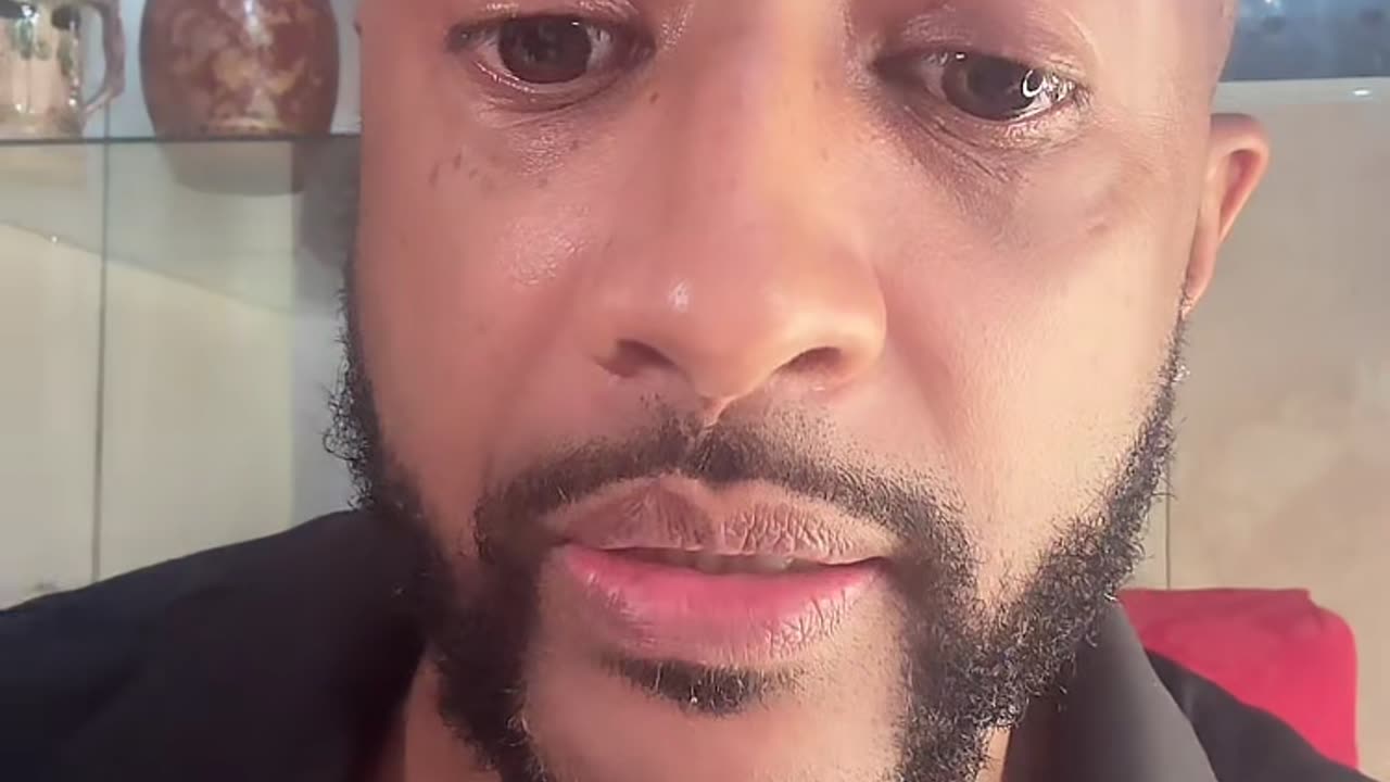 TRINA B GOES OFF ON ROYCE AND EMPRESS !!