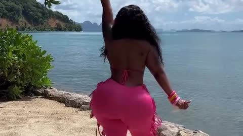 @VeeSidika