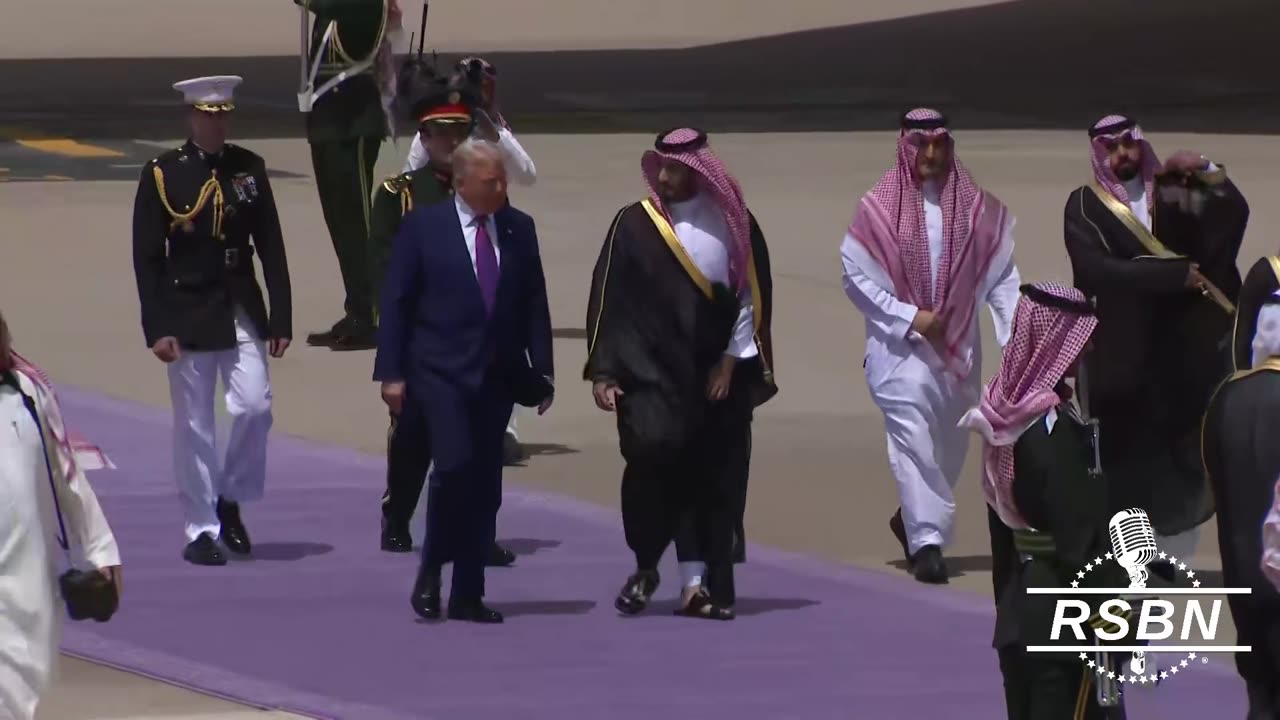 WATCH: President Trump Disembarks AF1 and meets Prince Mohammed bin Salman in Saudi Arabia - 5/13/25