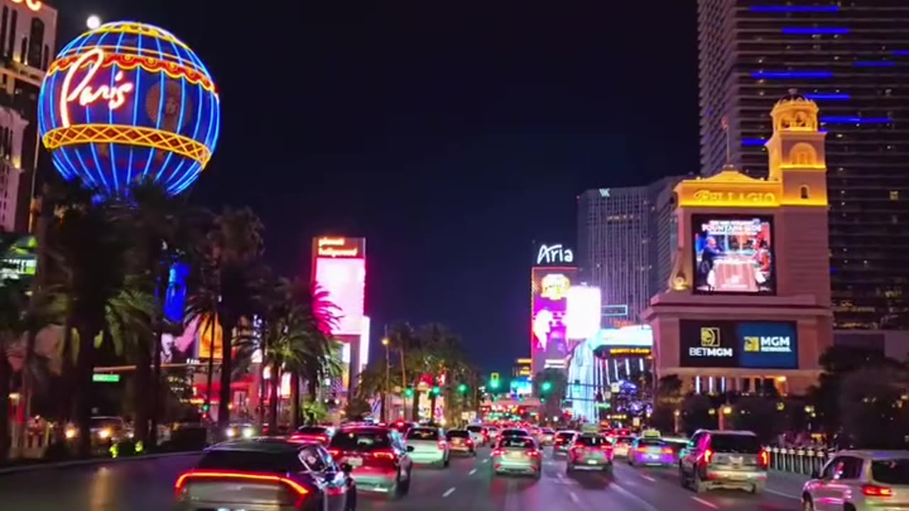 Nothing better than cruisin down the #LasVegas Strip at night 🌙