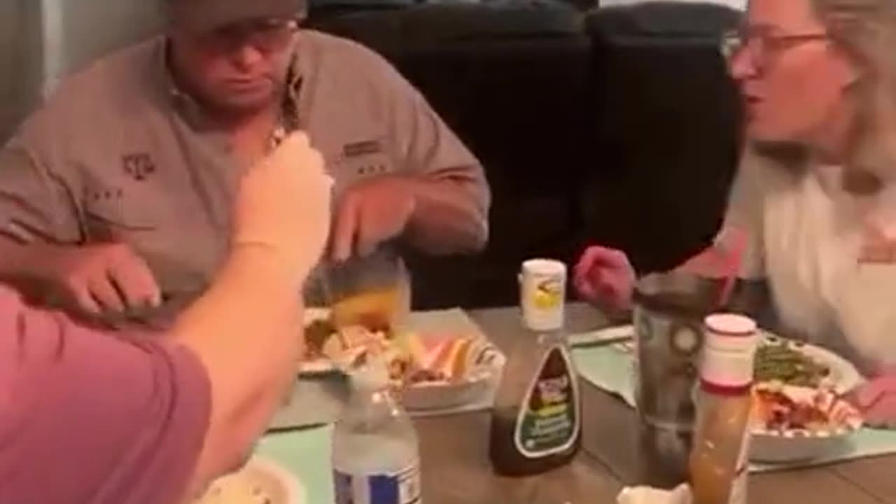 I don't get jokes that fat people make. That's called stealing you lazy tubby pieces of shit