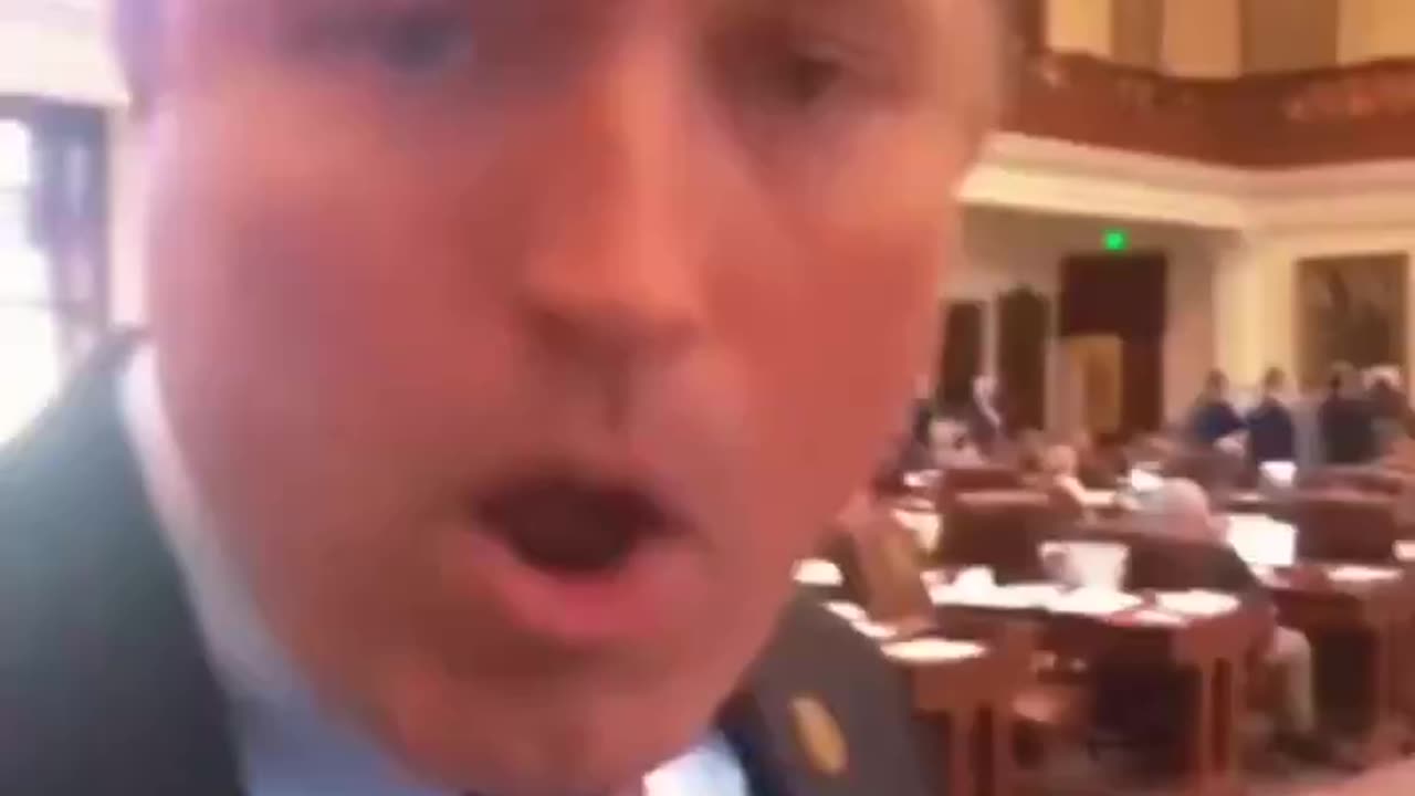 Texas House Wastes 3 Months Ignoring 240 Bills While Throwing a Party (Check Description)