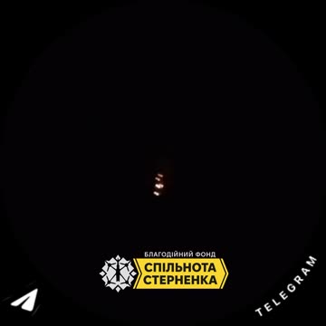 💥 Shooting down a Shahed by an interceptor drone. Exploded view from the ground.