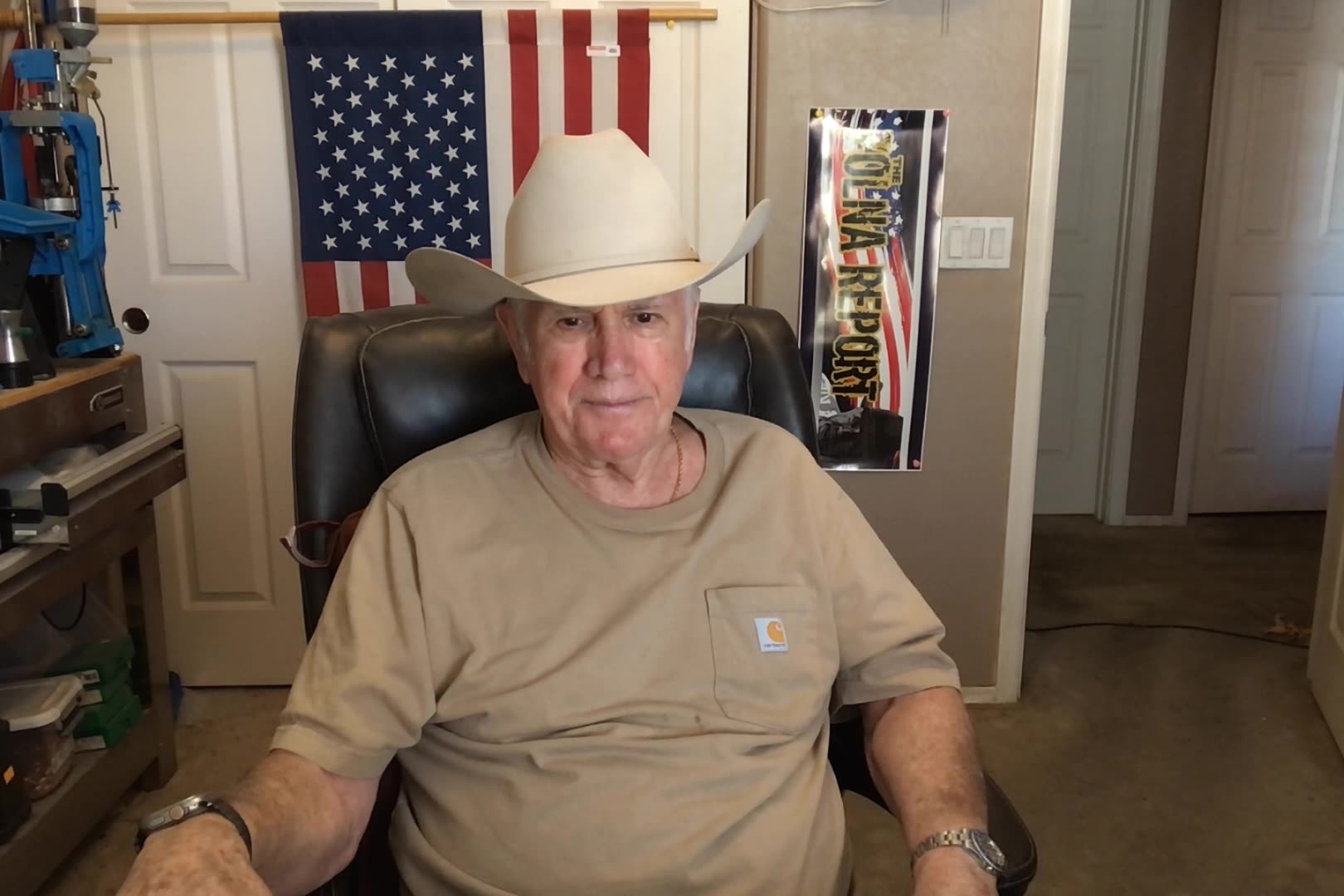 Trump Apparently Continues To Shit Himself!