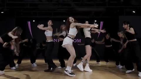 Breaking: BLACKPINK - ‘Pink Venom’ DANCE PRACTICE VIDEO