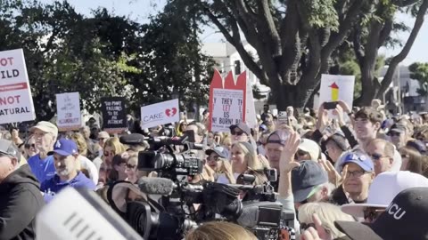 Spencer Pratt announces he’s running for mayor of Los Angeles during fire anniversary protests