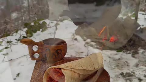 Cooking in the Snow – Outdoor Food in a Frozen World