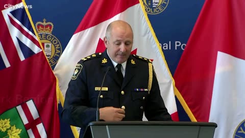 🇨🇦 👮🏻‍♂️ Police in Ontario, Canada Tell Canadians That the Best Defense is To Just "Comply" With the Criminals ☠️