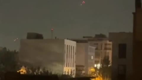 Iranian defense systems are trying to defend themselves against an IDF attack