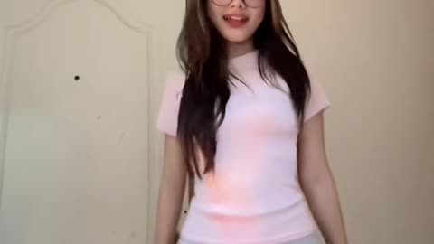 TRENDING SEXY DANCE JUST FOLLOW AND I WILL BE POSTING MORE