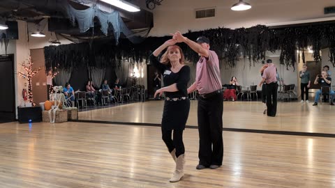 Two Step @ Studio 22 with Bobby Pritchard 20251023 202328331