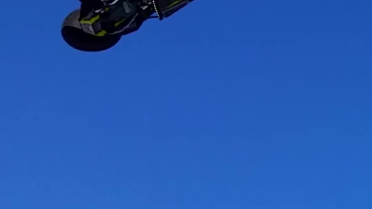 LOSI Rock Rey🔥"...gettin' some ***** AIR"! 😎