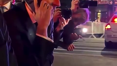 New York police stopped Macron’s motorcade