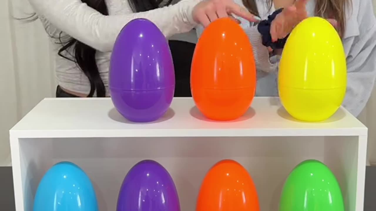 First to match the Easter Eggs Wins! 🐣 Girls vs Boys
