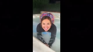 Hot TikTok Girl - Short 190