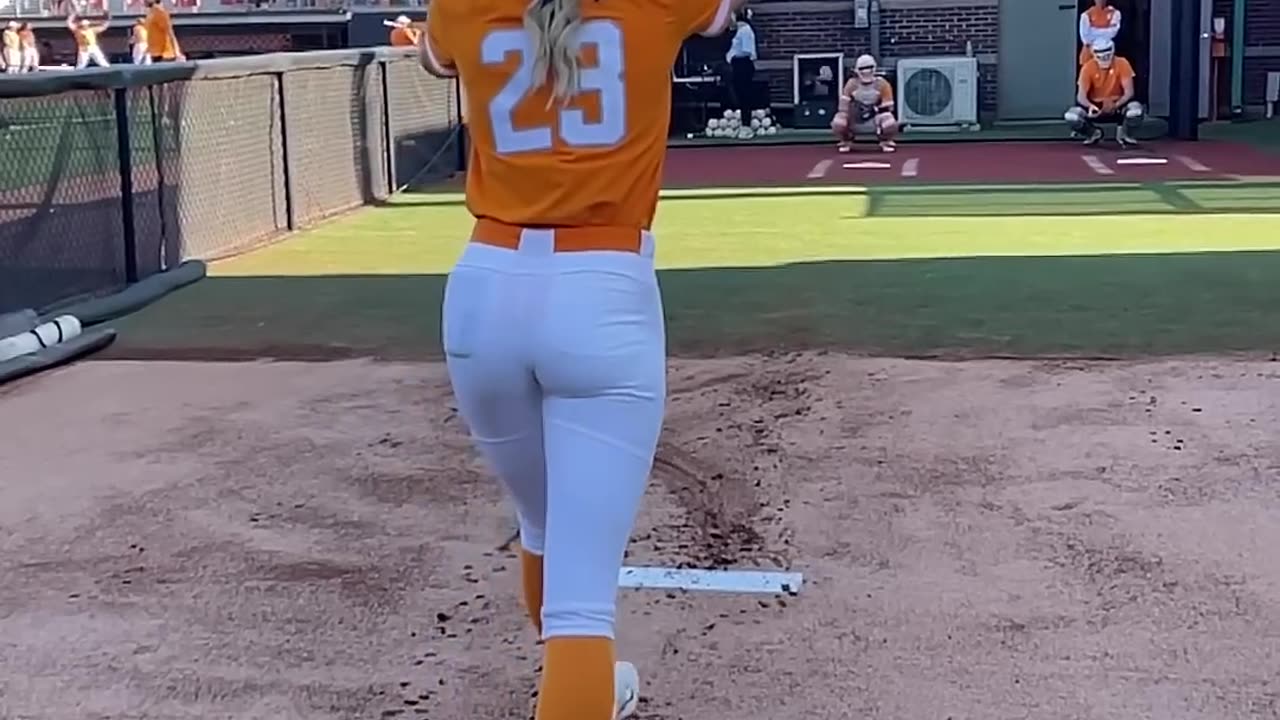 US Sports Net Today! Swinging For The Fences