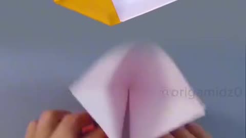 How to make a boomerang plane with paper