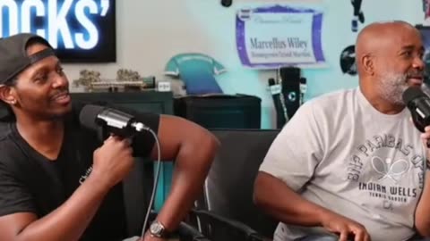 Fat People Eat Drinks 🤣