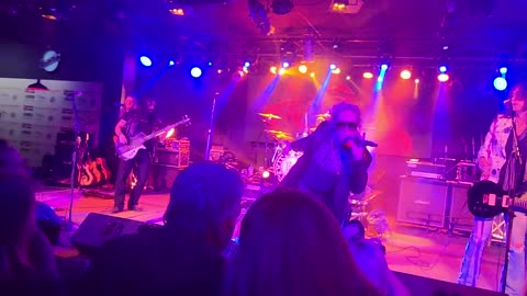 King of the hill ( live)