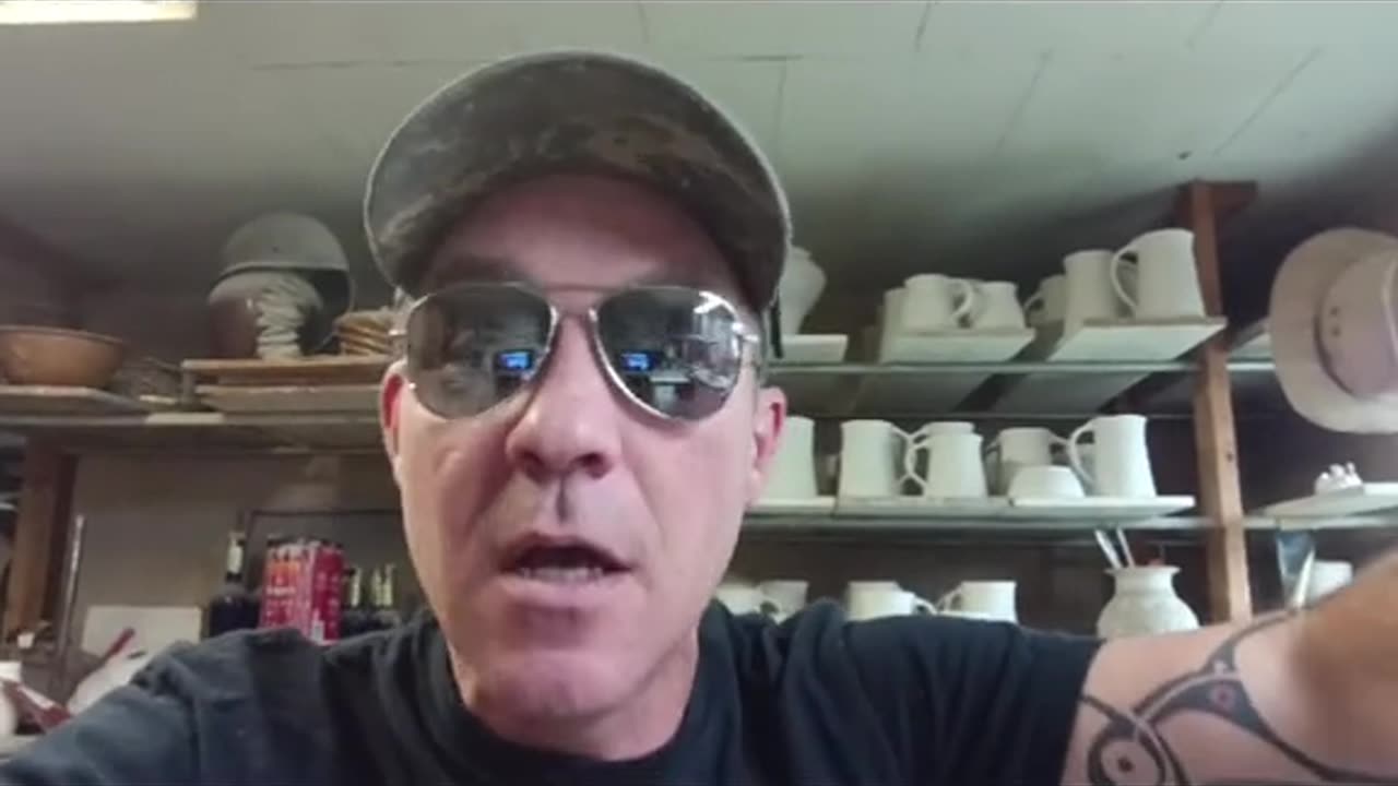 MIKE WALTZ IS OUT ! TRUMPS CABINET