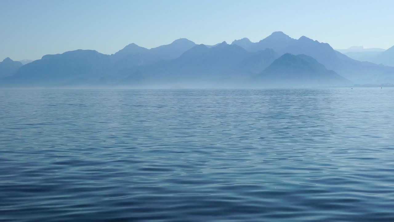 1 Hour of Pure Calm – Mountain Lake & Relaxing Ambient Music