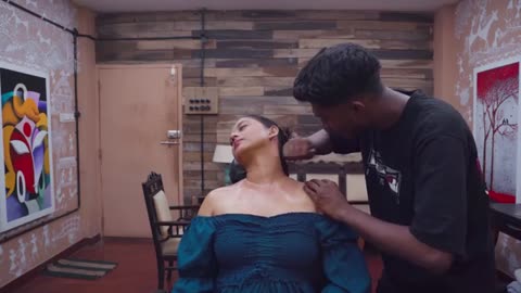 Cupping_Neck_and_Shoulder_Massage_ASMR___Indian_Massage