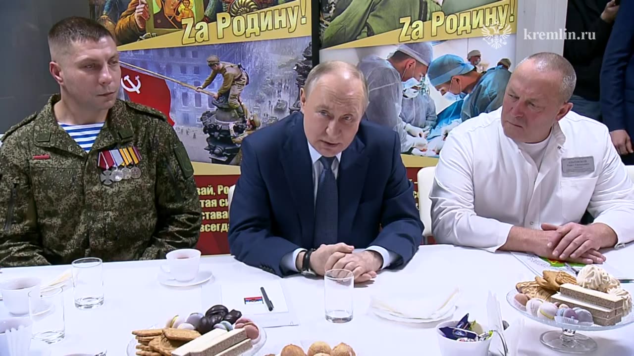 Заявления Президента в начале общения с военнослужащими