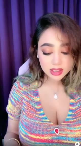 Dilbar Dilbar Chain Ho Gaya Beautiful items Hot girls nirjona