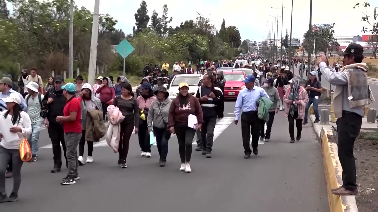 Ecuadorean protesters block roads over diesel subsidy cuts