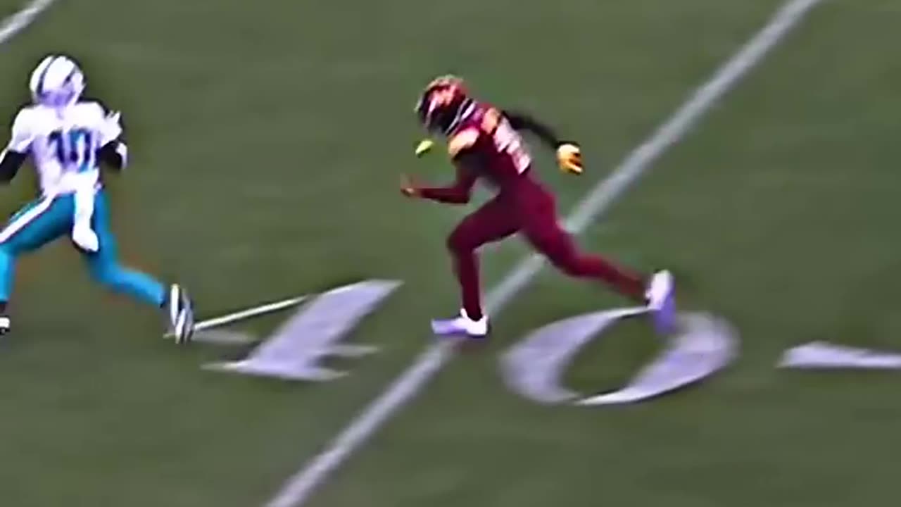 Tyreek Hill is too creative bruh😠#nfl #shorts