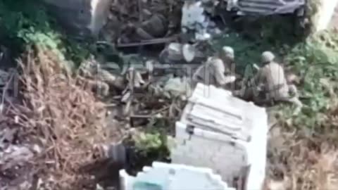 Ukrop Tries To Escape Being Captured