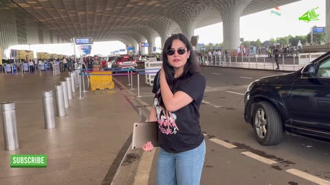Zareen Khan Spotted At Airport In Mumbai