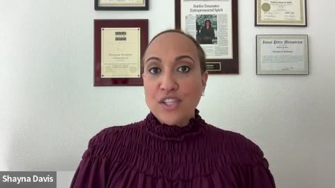 Can You REALLY Make Money with a Podcast Without a Specific Focus? - Shayna Rattler Davis