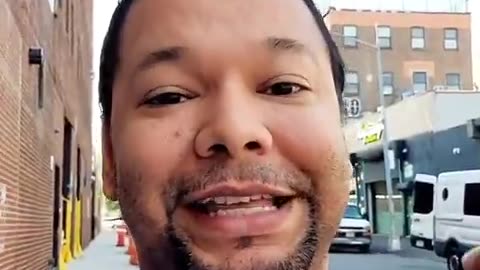 Paid Protester “No Kings” offering money and free lawyers