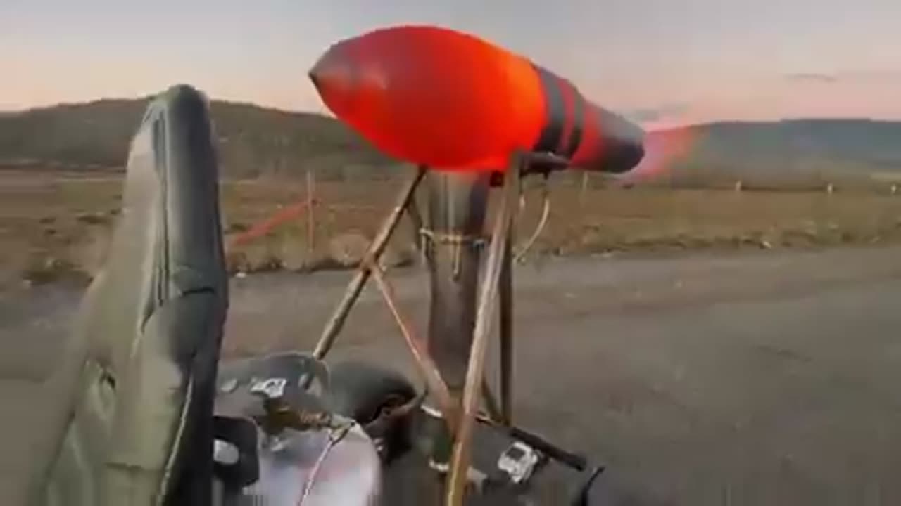 Robert Maddox designed and built a Pulsejet propelled Gokart