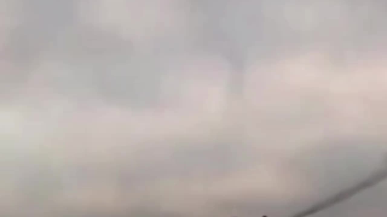 Avioneta se estrella en plena exhibición aérea