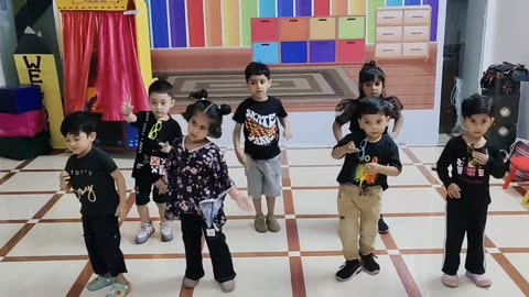 Kids dance