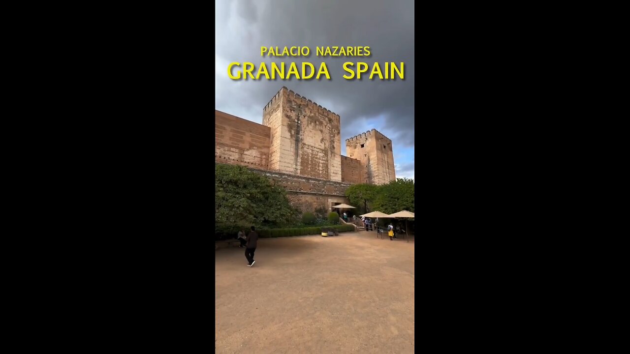 Exploring Granada Spain: Palacio Nazaries at la Alhambra