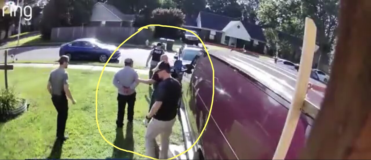 ICE-AGENTS ARREST👱‍♂️🚔🚨👮‍♂️UNDOCUMENTED MEXICAN NATIONAL LIVING IN AMERICA🏠🚓🚨🚶🏻👲💫