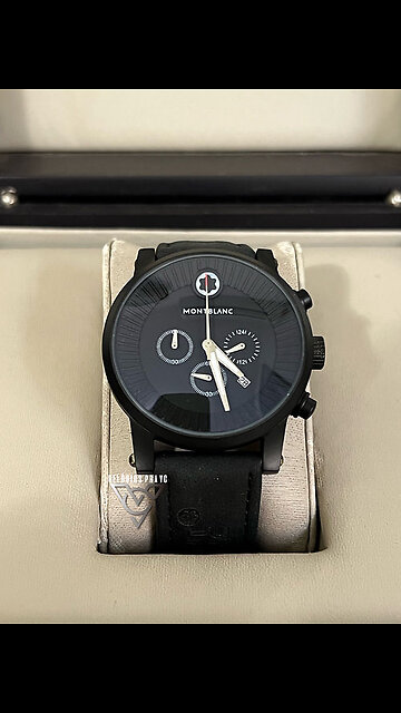 Qual é a vantagem de escolher um relógio Montblanc preto?
