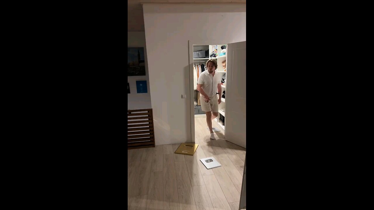 😂