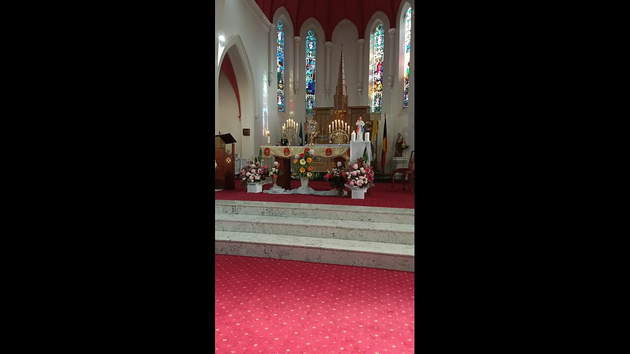 DOWN IN ADORATION FALLING, THIS GREAT SACRAMENT WE HAIL: EUCHARIST IS THE "REAL PRESENCE" OF JESUS