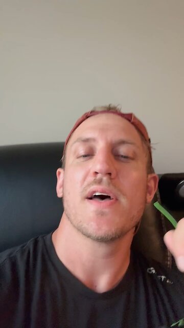 “Publix” is now “Pube-Ix” what is wrong with grocery stores???