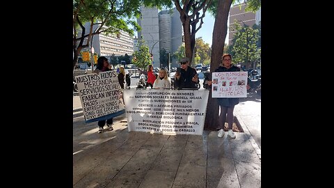 Familiares protestan en Sabadell contra la mafia en la DGAIA