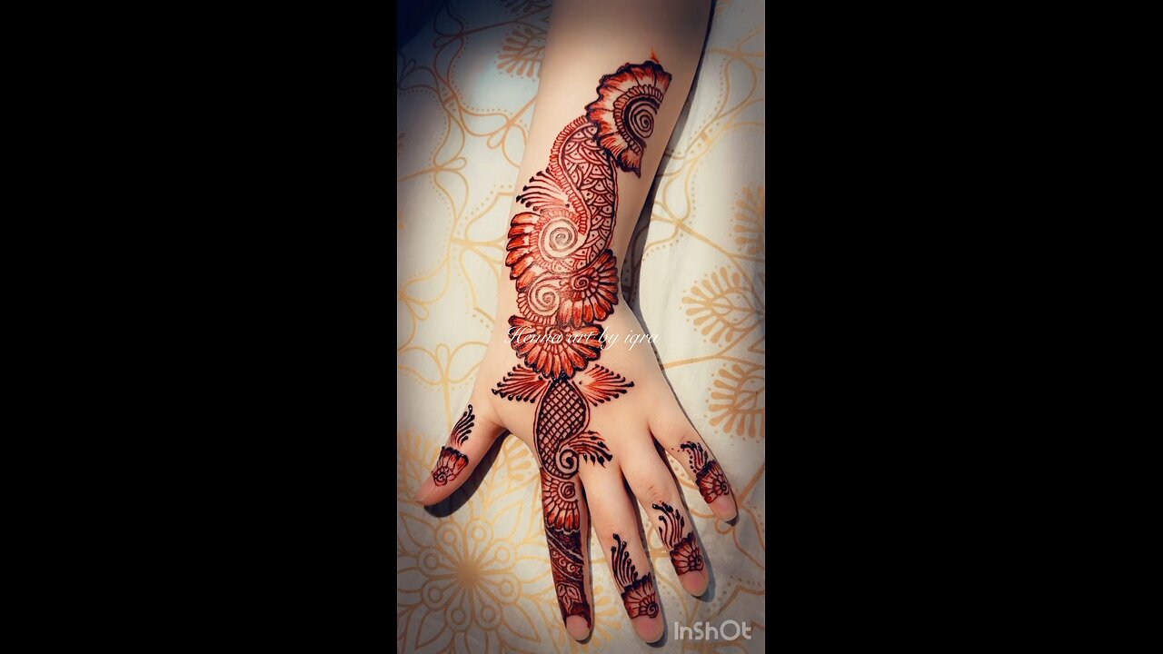 Henna art