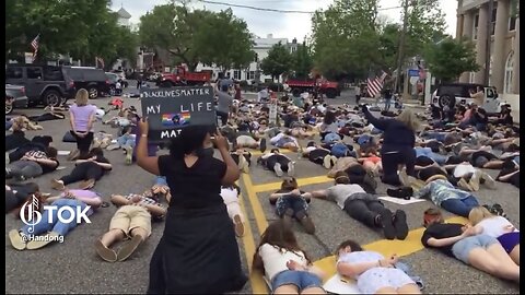 ACTIVIST BLOCKS STREET🧟‍♀️🚏🧟‍♂️ 🏪TO PROTEST GEORGE FLOYD DEATH🧟🏢💫