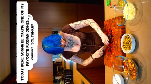 Today we're gonna be making one of my favorite russian dishes...солянка (solyanka)! Recipe Below!